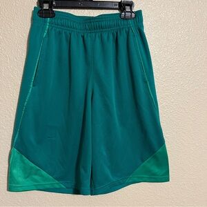 Champion Boy’s M (8-10) Green Mesh Sports Shorts